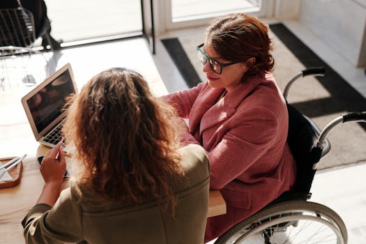 freelancer working at a coffee shop